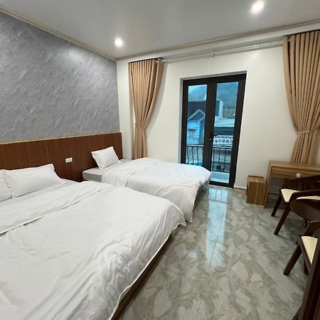 Phu Dat Hotel Dong Van  Exteriör bild