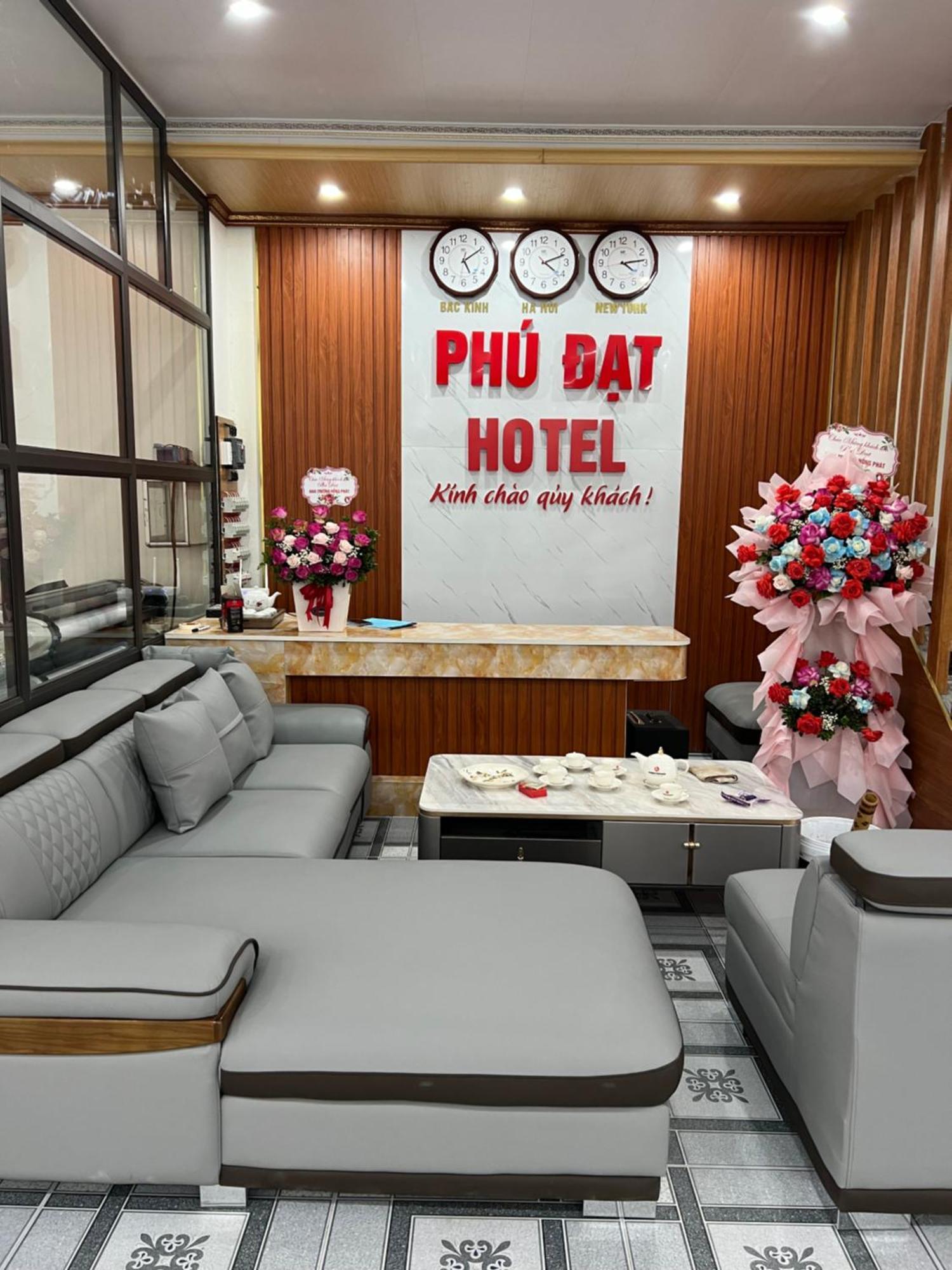Phu Dat Hotel Dong Van  Exteriör bild