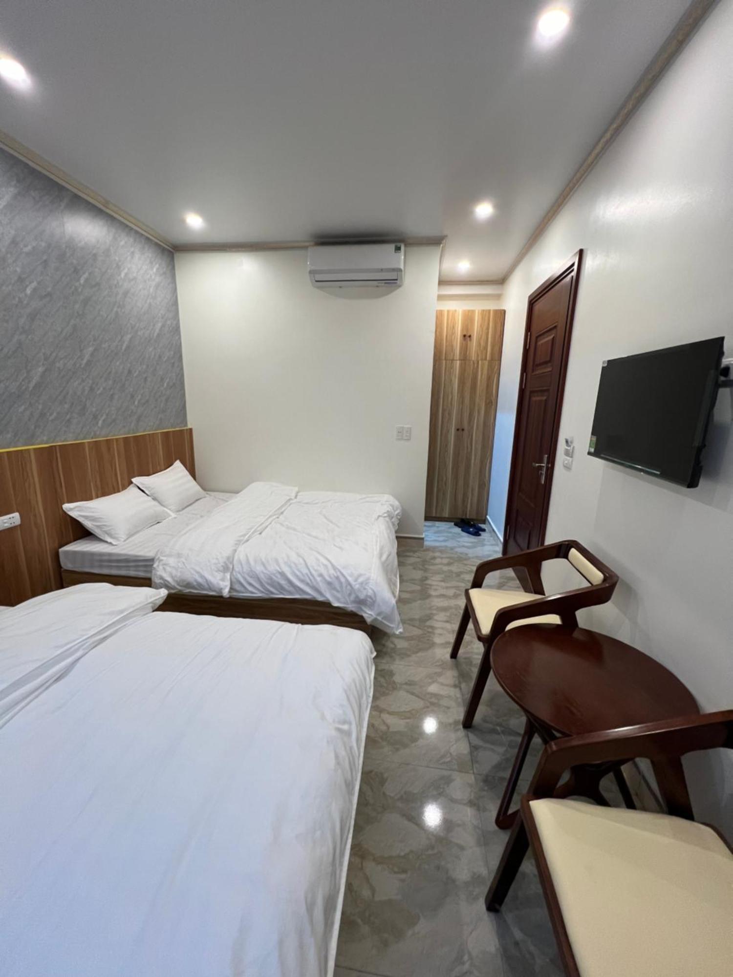 Phu Dat Hotel Dong Van  Exteriör bild